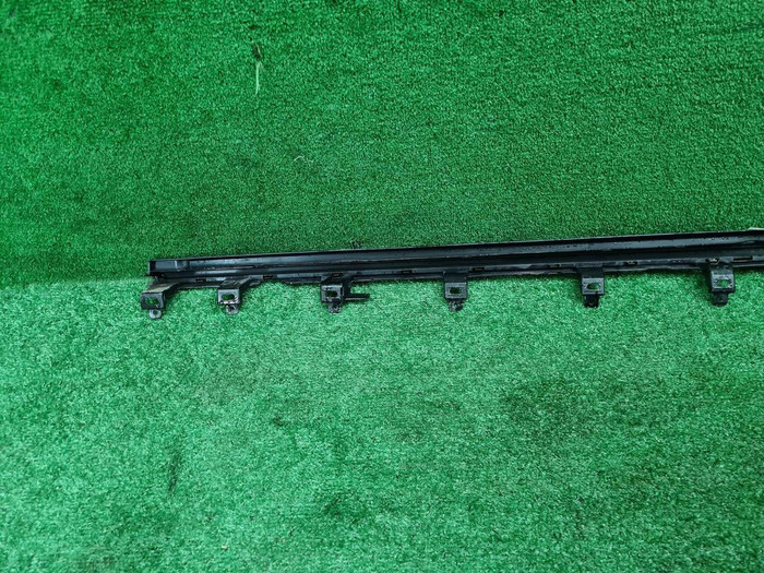 Накладка порога правая BMW I7 G70 (2022-н.в.)