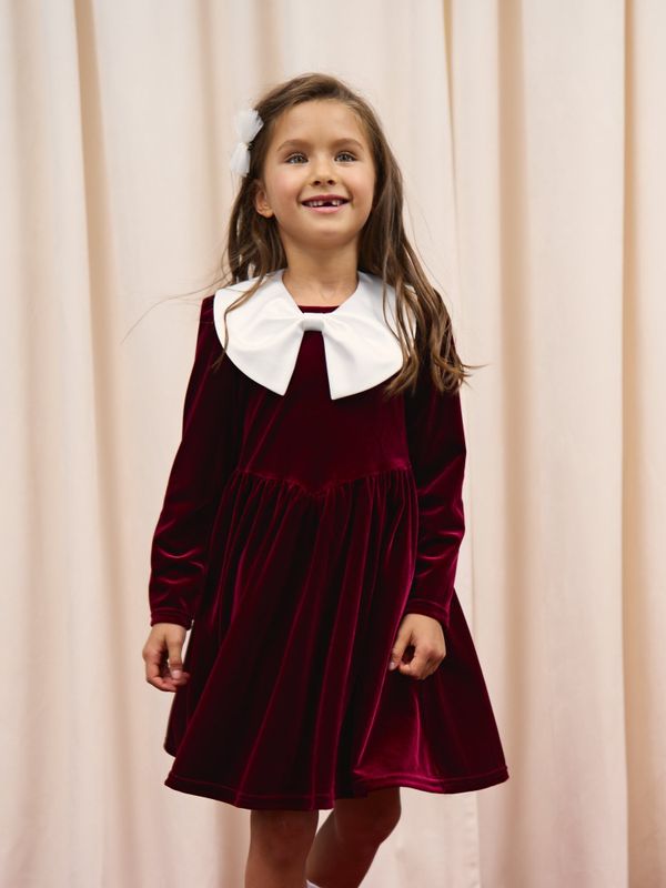 Платье бархатное с фонариками 