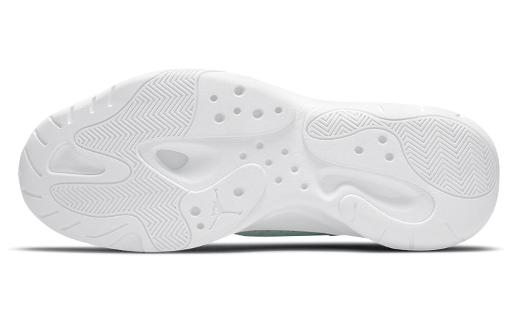 Кроссовки Jordan Air Jordan 11 Cmft Low "Barely Green"