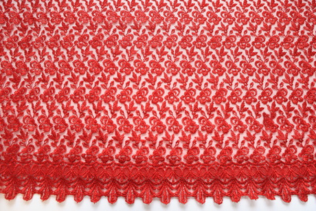 Вышивка на сетке красная