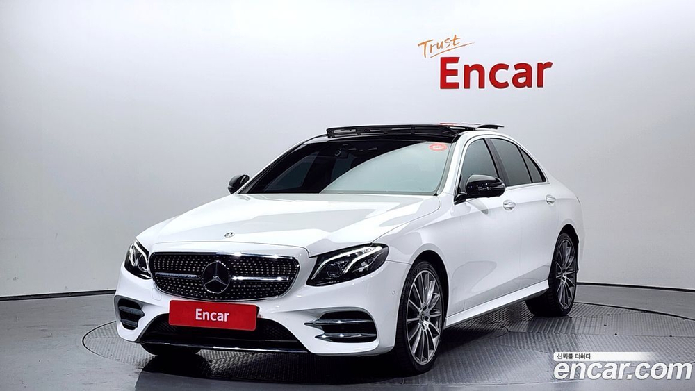Mercedes-Benz E-Class W213 E350 4MATIC AMG Line (08.2019)