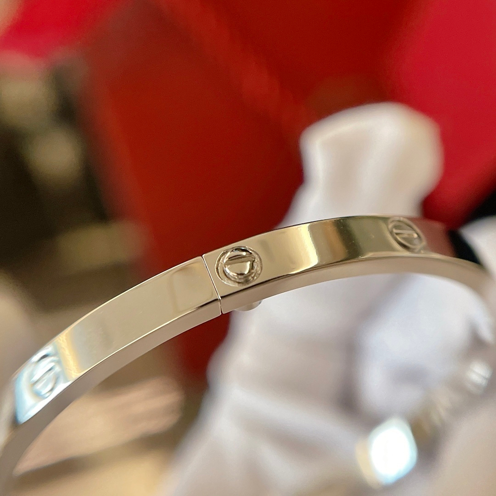 Cartier Love Bracelet