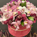 Букет из орхидей «Коралловые бабочки»