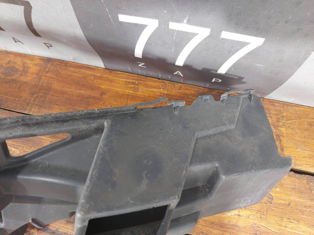 Кронштейн Каркас переднего бампера Mercedes C-Class (W205) 14-18 Б/У Оригинал A2058853365