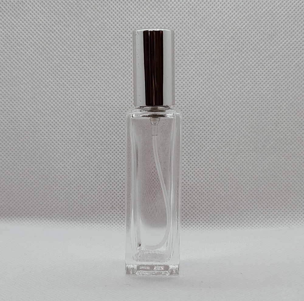 ZIELINSKI & ROZEN pink pepper, elemi, cinnamon, leather
