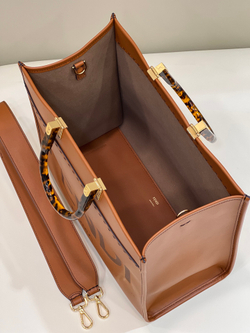 Fendi Sunshine Medium 35 cm