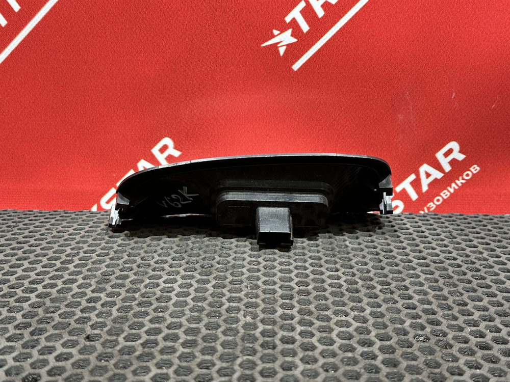 Габарит передний левый