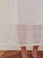 Белое хлопковое платье