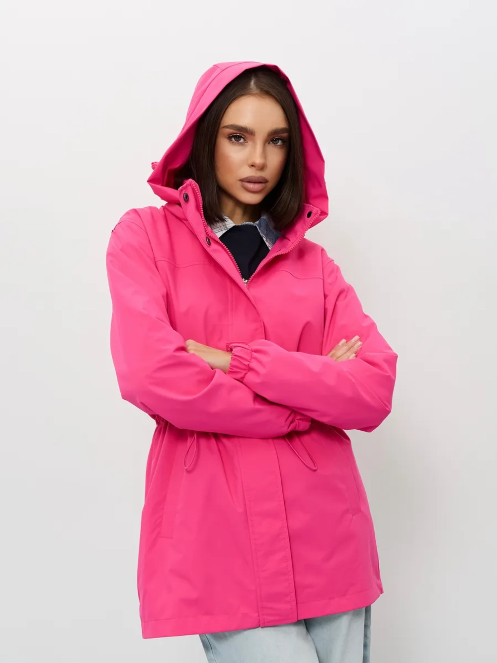 Ветровка с капюшоном удлиненная