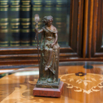 Аллегорическая скульптура «Флора»