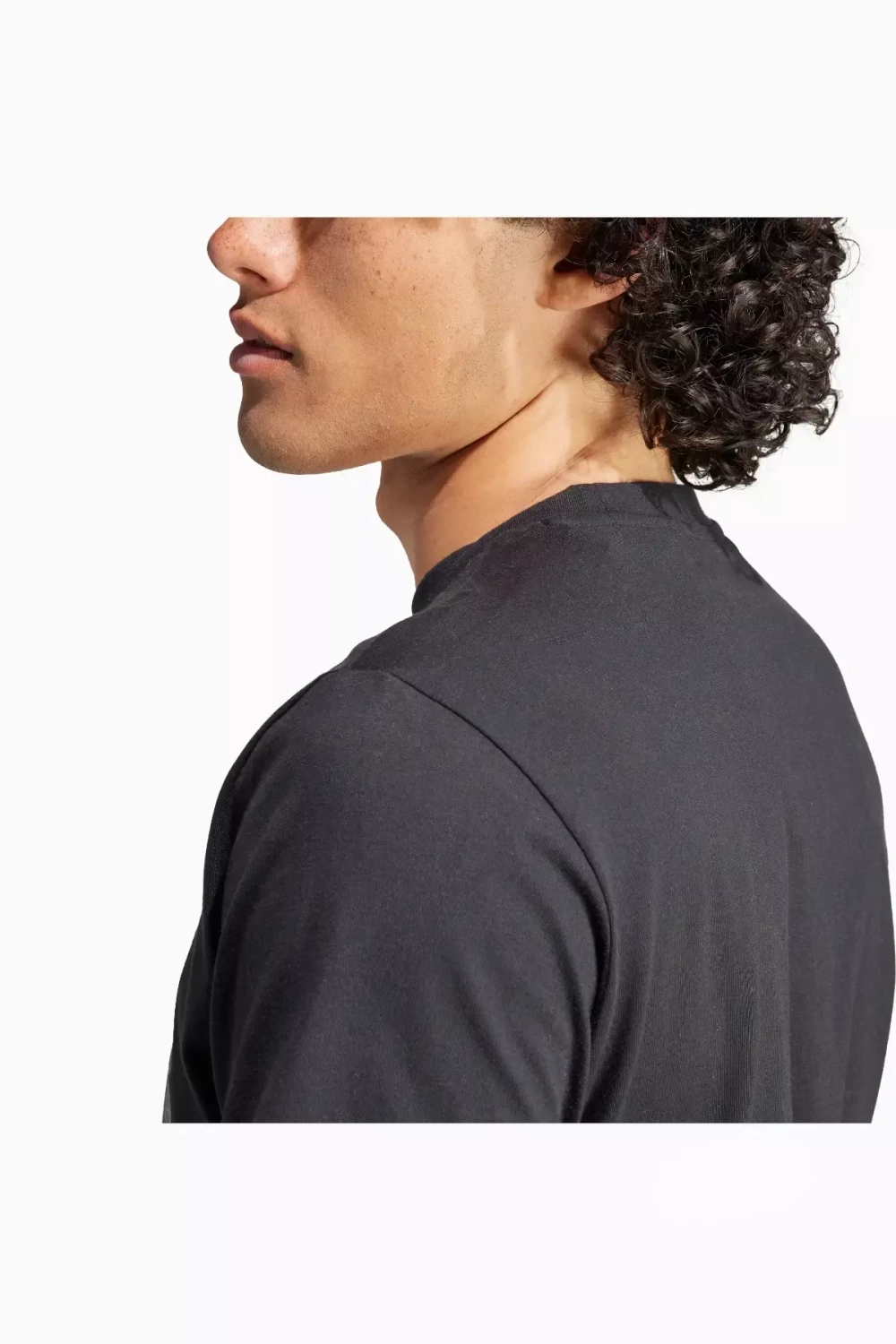 Футболка adidas Tiro Graphic