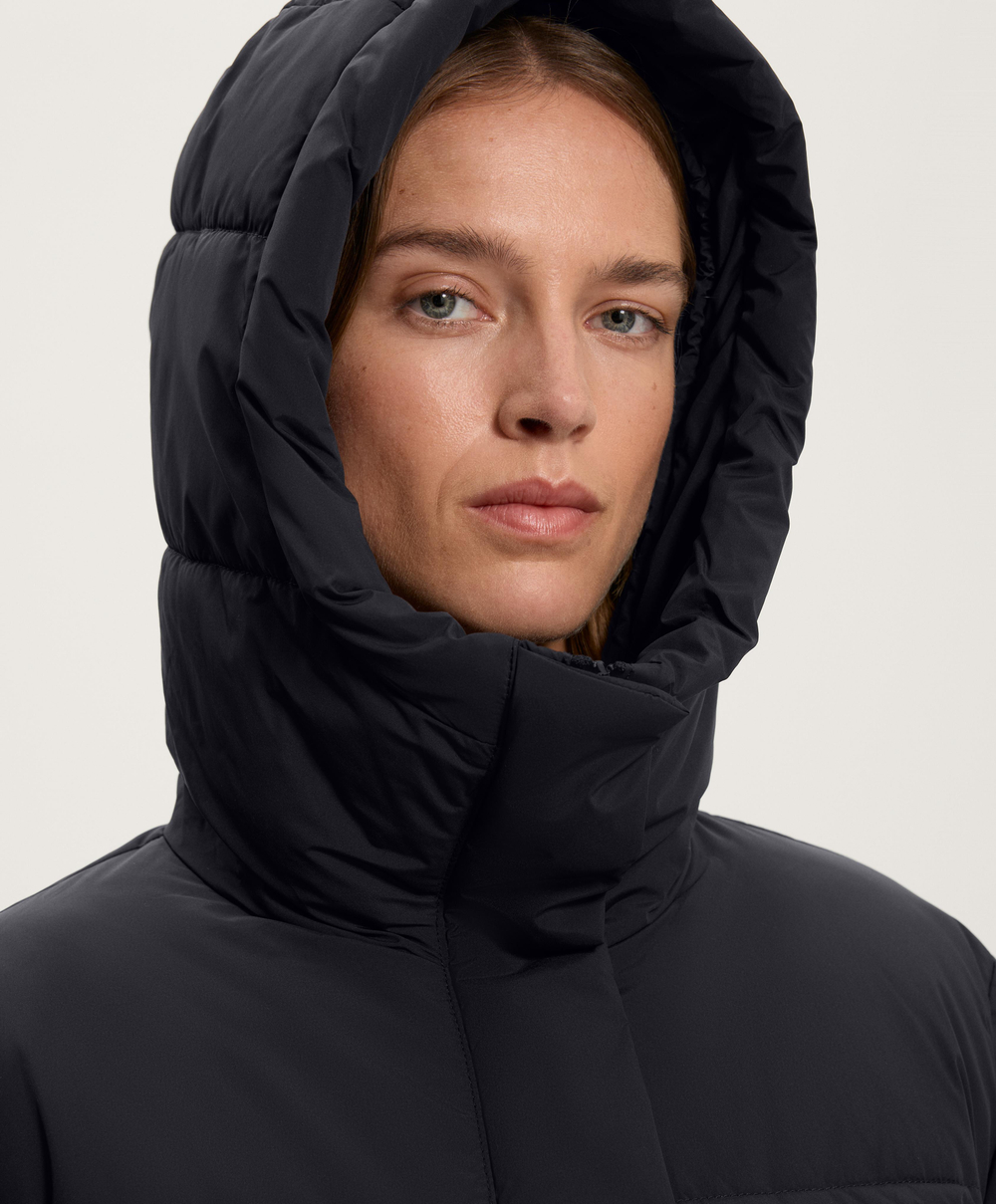 Oysho Водоотталкивающая утепленная куртка Primaloft®, черный