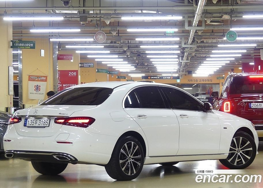 Mercedes-Benz E-Class W213 E300e 4MATIC Exclusive (02.2021)
