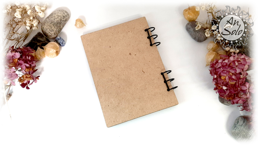 Блокнот "Санта Муэрта" А5 формата на кольцах