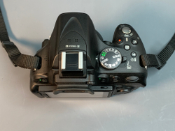 Nikon D5200 kit 18-55mm 3.960 кадров