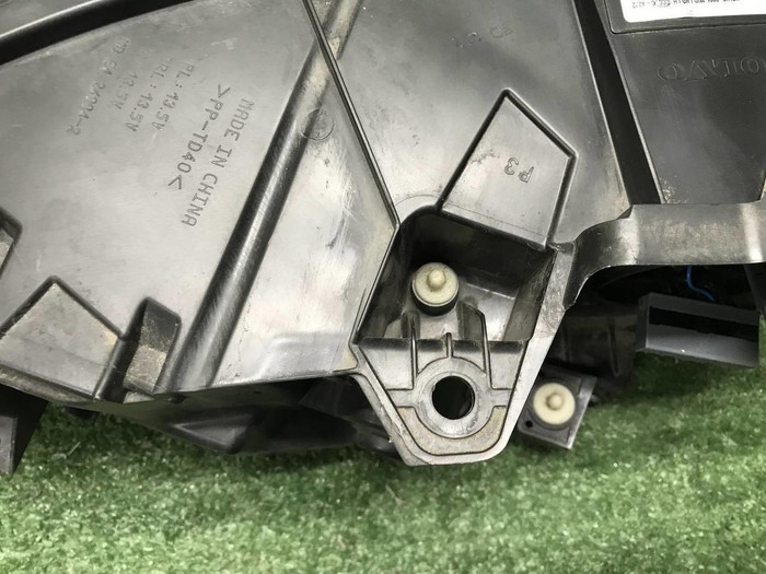 Фара левая Volvo S90 2 (2020-н.в.) LED