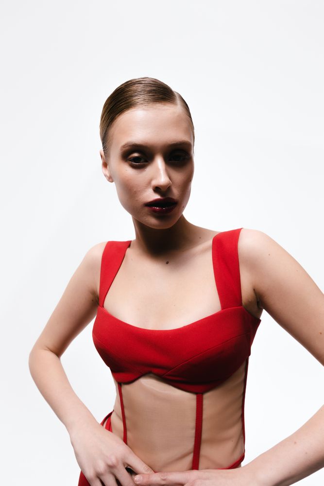 Полупрозрачный топ