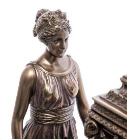 Veronese WS-613/ 1 Часы в стиле барокко «Уходящее время»