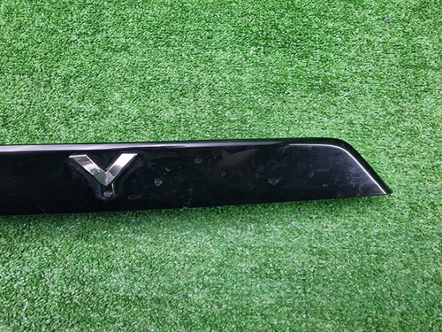 Накладка крышки багажника Geely Okavango (23-нв)