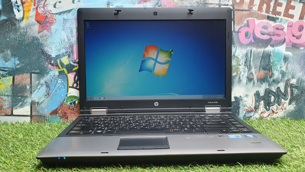 Ноутбук HP i5/4 Gb