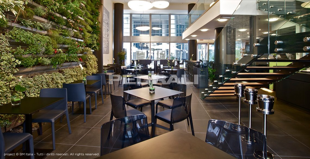 Стул пластиковый Pedrali Blitz, серый