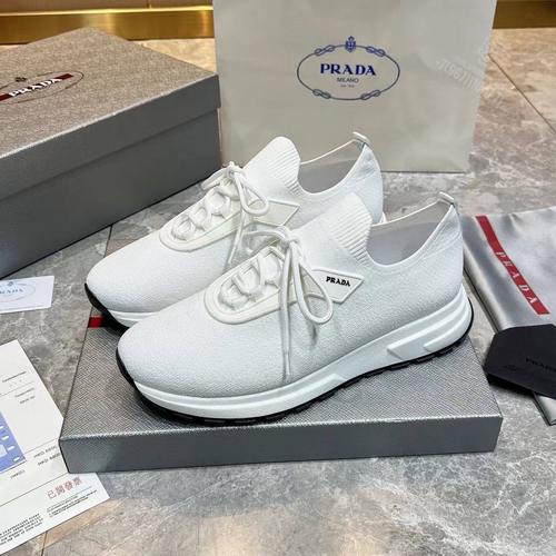 Кроссовки Prada