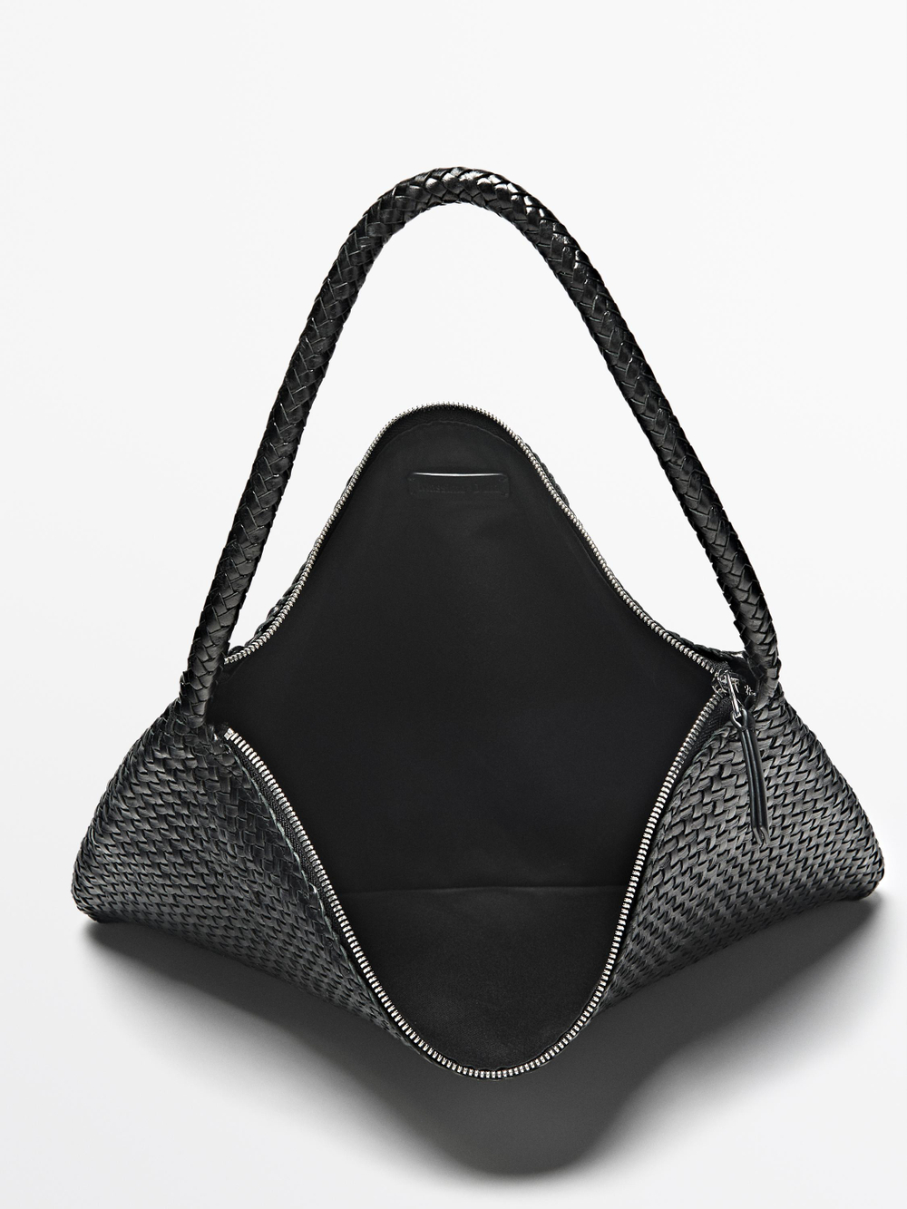 Massimo Dutti Сумка через плечо из плетеной кожи среднего размера, черный