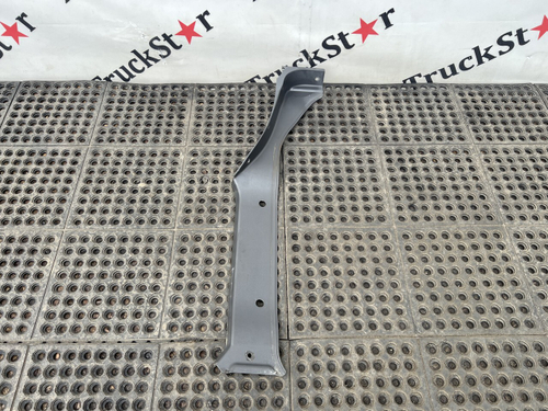 Накладка (дефект) порога правая 2023г