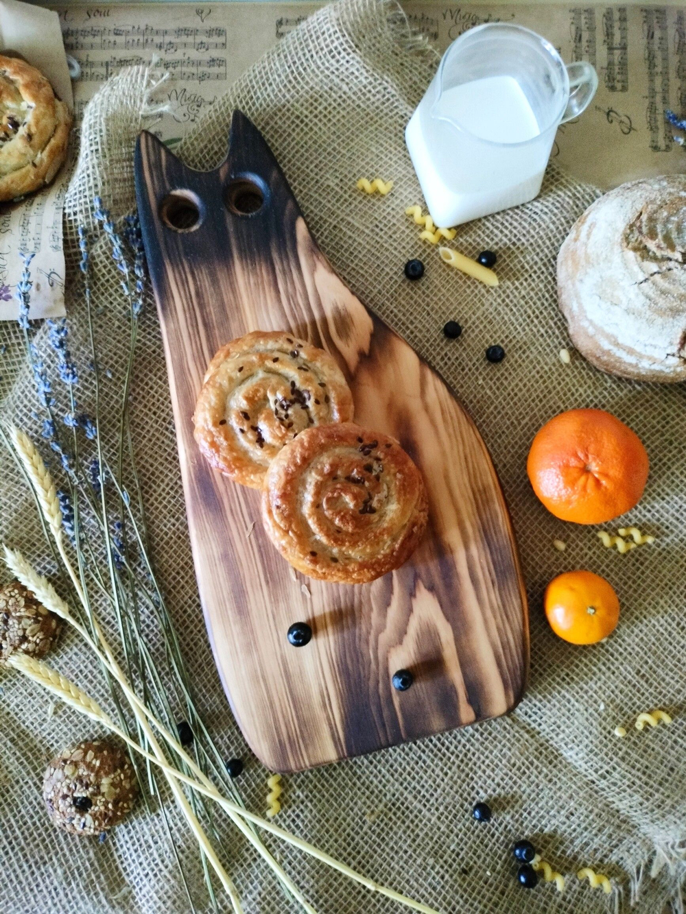 Доска разделочная из дерева сервировочная