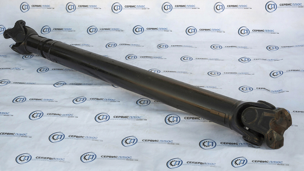 Карданный вал L 2080 Ф180 4 отверстия (крестовина 70) 22050010А51А/В