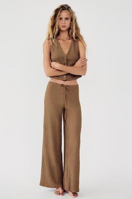 ZARA БРЮКИ ПРЯМОГО КРОЯ ИЗ РЕЛЬЕФНОЙ ТКАНИ, КОРИЧНЕВЫЙ