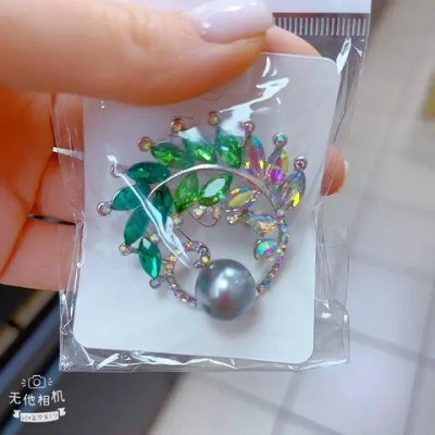 Броши Jewelry - арт338