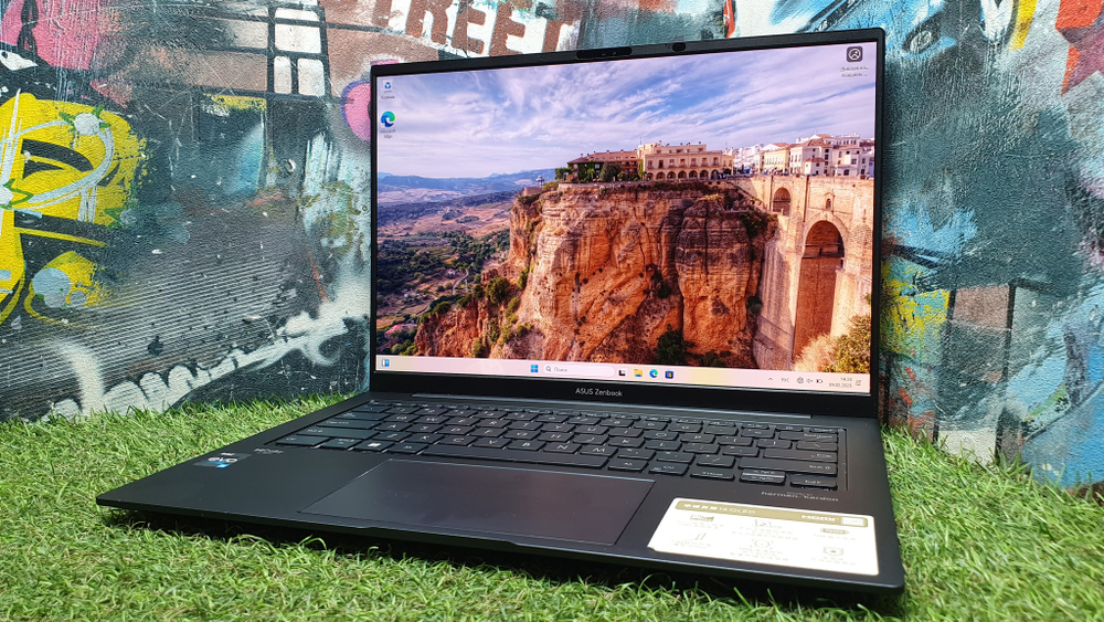 Ноутбук ASUS i9-13//32Gb/3K/120Hz/ZenBook UX3404VA/Windows 11