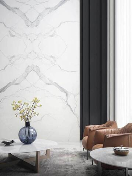 Ваза Poltrona Frau Blue Pallo