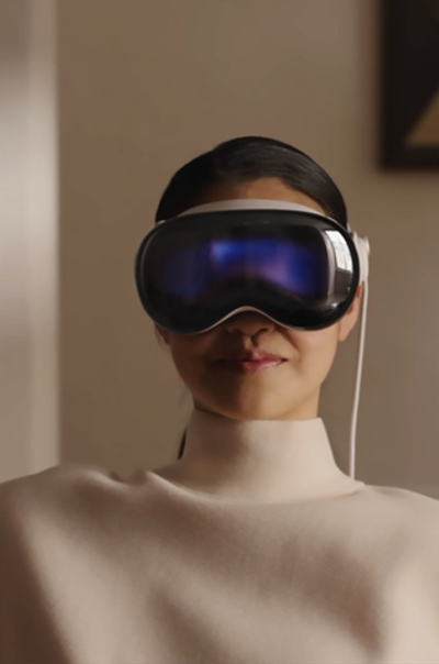 VR-гарнитура Apple Vision Pro