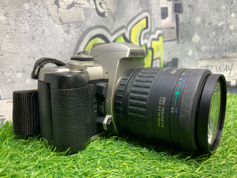 Pentax MZ-5N + SMC Pentax-FA 28-80 mm 3.5-5.6