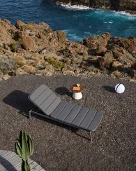 Алюминиевый шезлонг Marcona черный