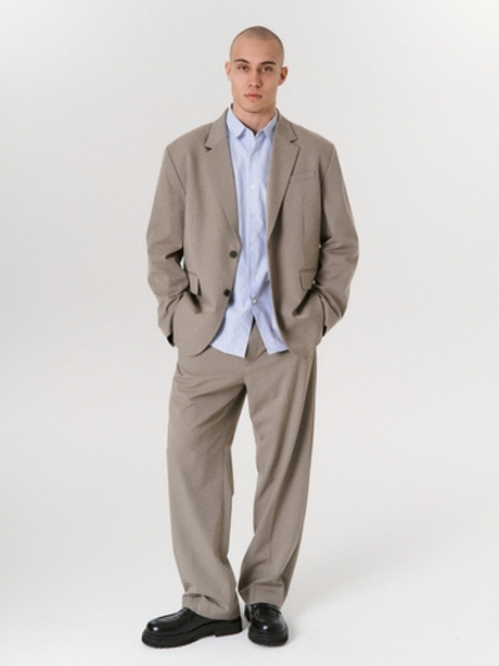 Бежевый брючный костюм LAINE Classic