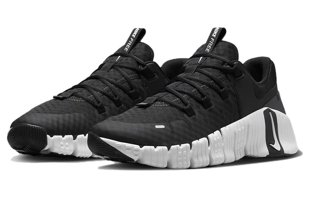 Nike free 5.0 black and white sales