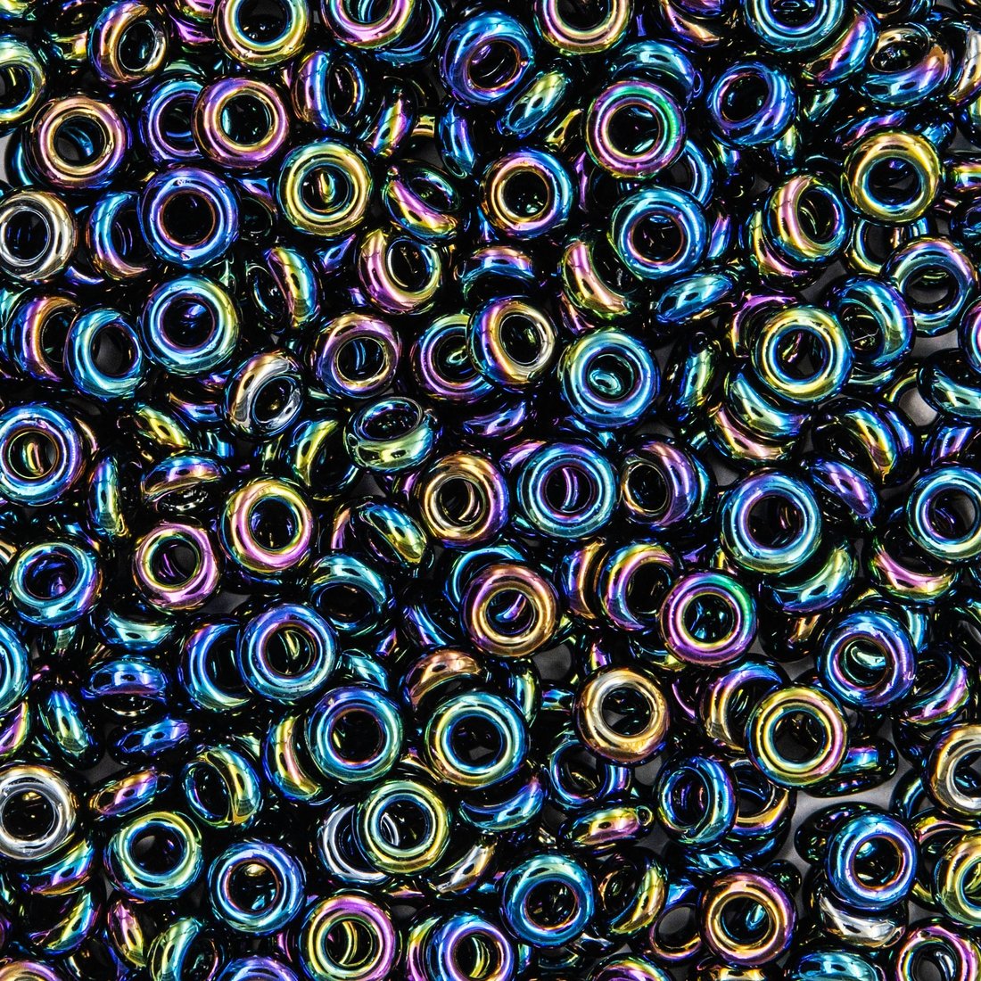 Японский бисер TOHO Demi 8/0 (№86), металлизированный, непрозрачный глянцевый