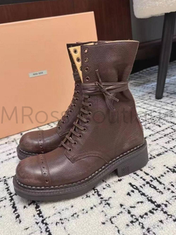 Женские сапоги Miu Miu в коричневом цвете