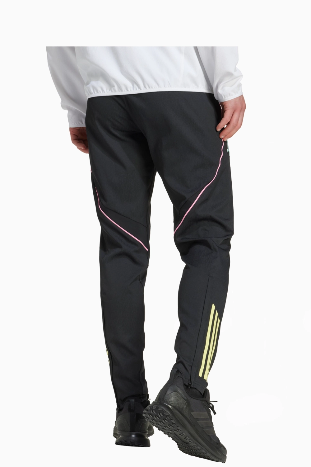 Штаны adidas Juventus FC 25/26 Competition Presentation - черный