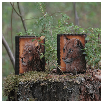 Кожаная обложка на паспорт «Комплект Лев и Львица»