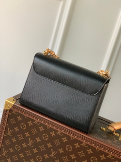 Louis Vuitton Twist MM