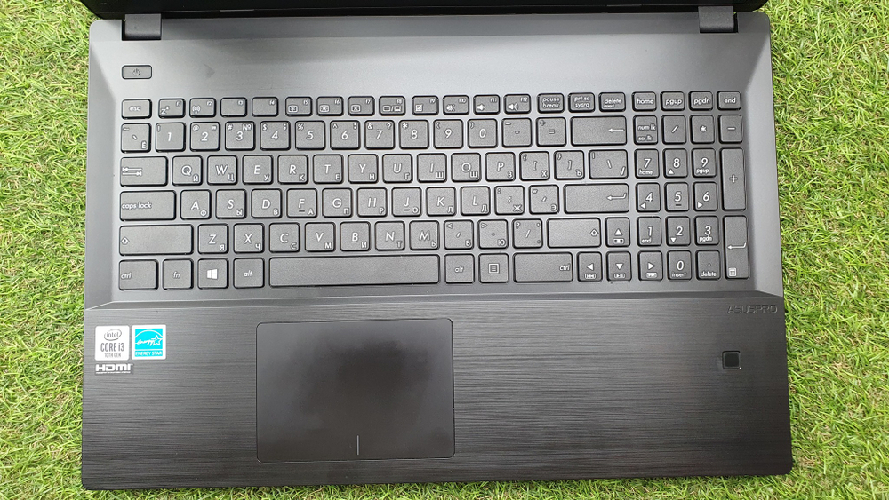 Ноутбук ASUS i3-10/8 Gb/FHD покупка/продажа