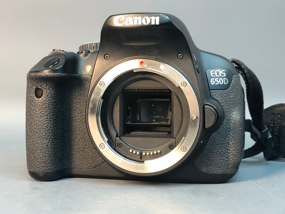 Canon 650D, 40000 кадров пробега