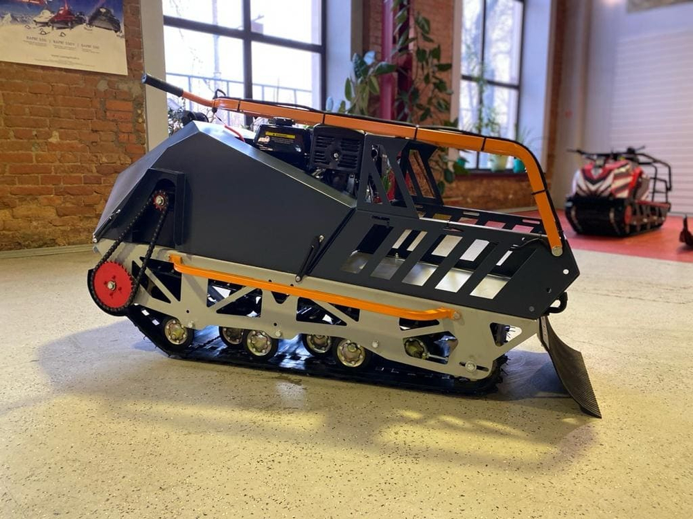 Мотобуксировщик БУРЛАК Пионер