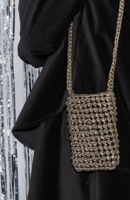 Новогодняя вязаная сумочка