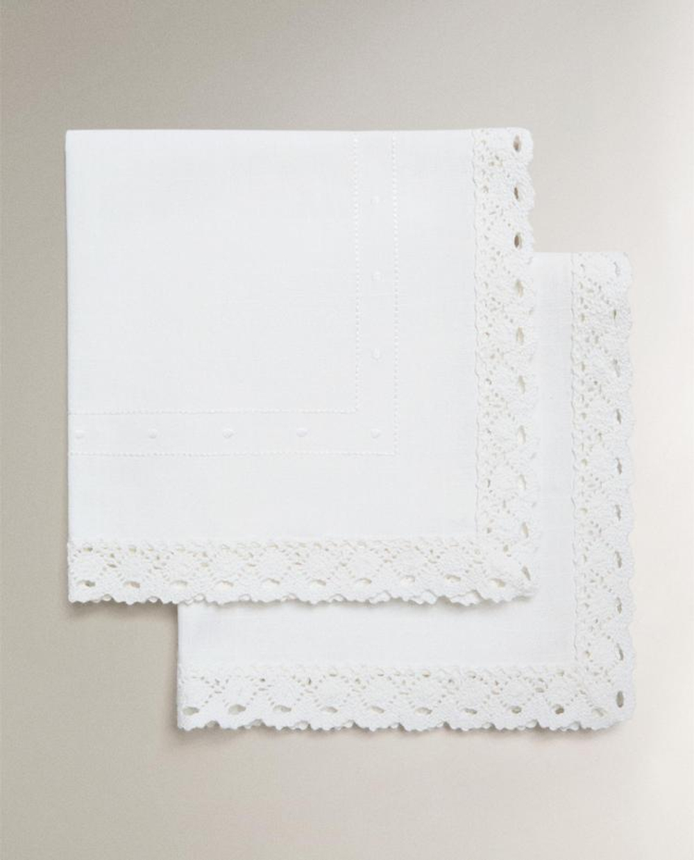 ZARA HOME САЛФЕТКИ ИЗ ХЛОПКА С ВЫШИВКОЙ И КРУЖЕВОМ (2 ШТ.), БЕЛЫЙ