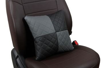 Автомобильная подушка в салон из экокожи "Ромб"